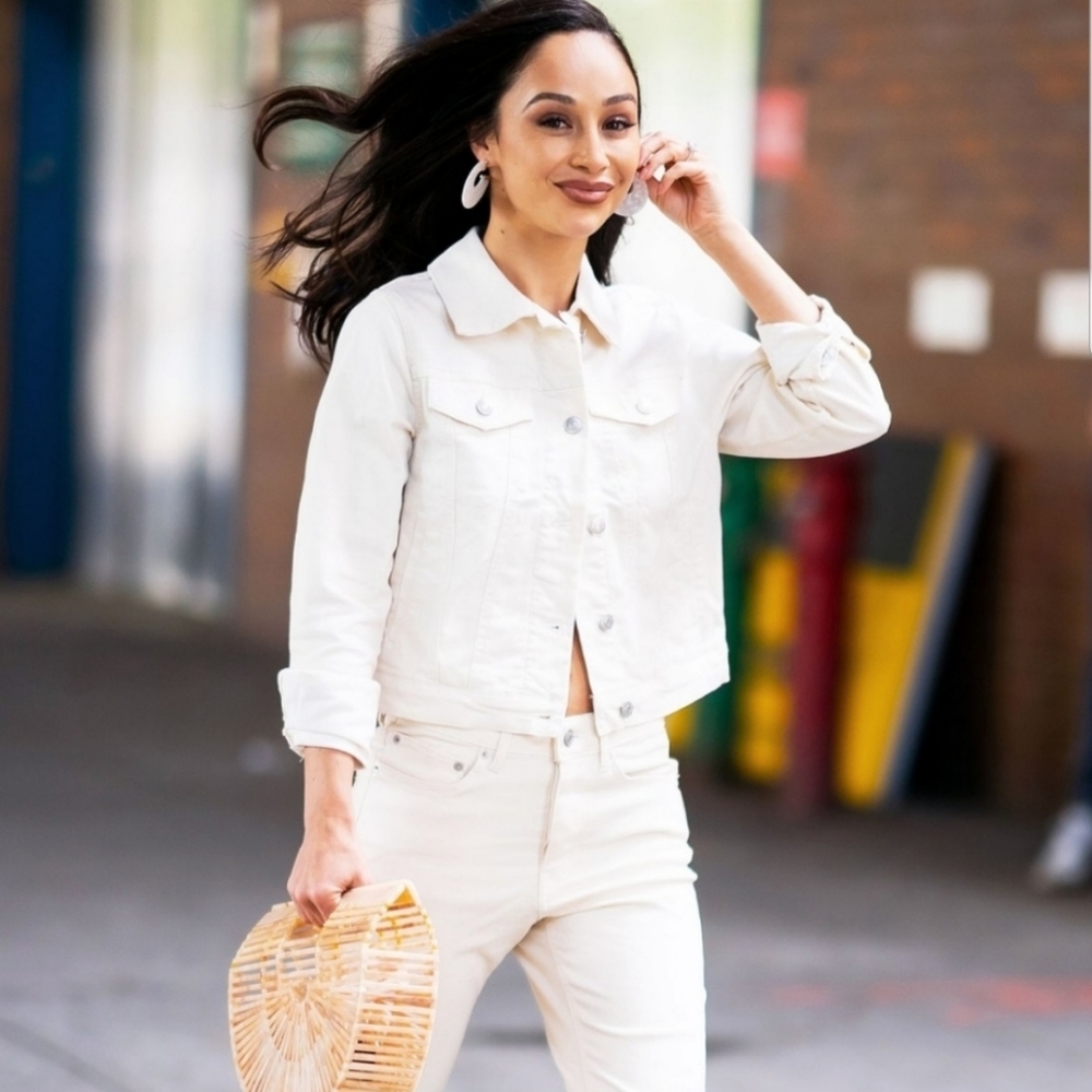 Single breasted basic editions white jean jacket